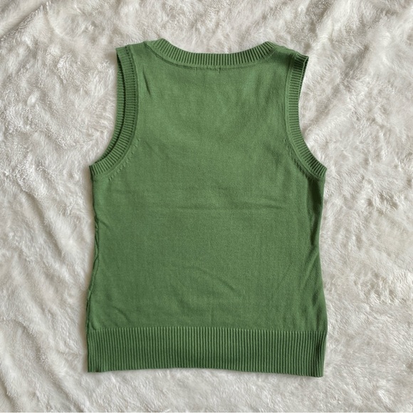 Reitmans Cable Knit Sweater Vest - Forest Green - Picture 2 of 7